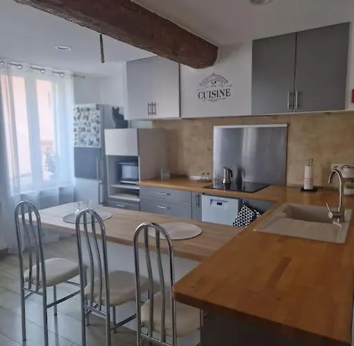 Dans Le Faubourg Proche De La Apartamento